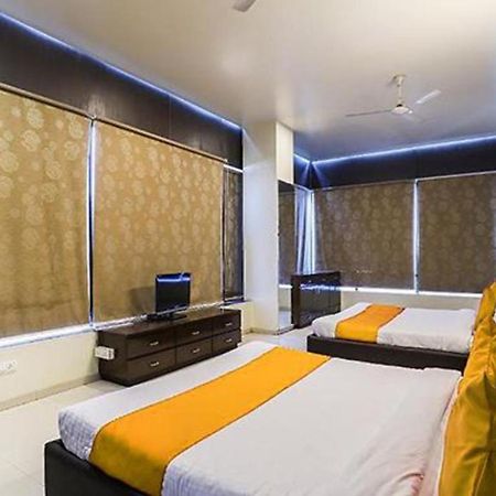 Hotel O Marigold Surat Zewnętrze zdjęcie