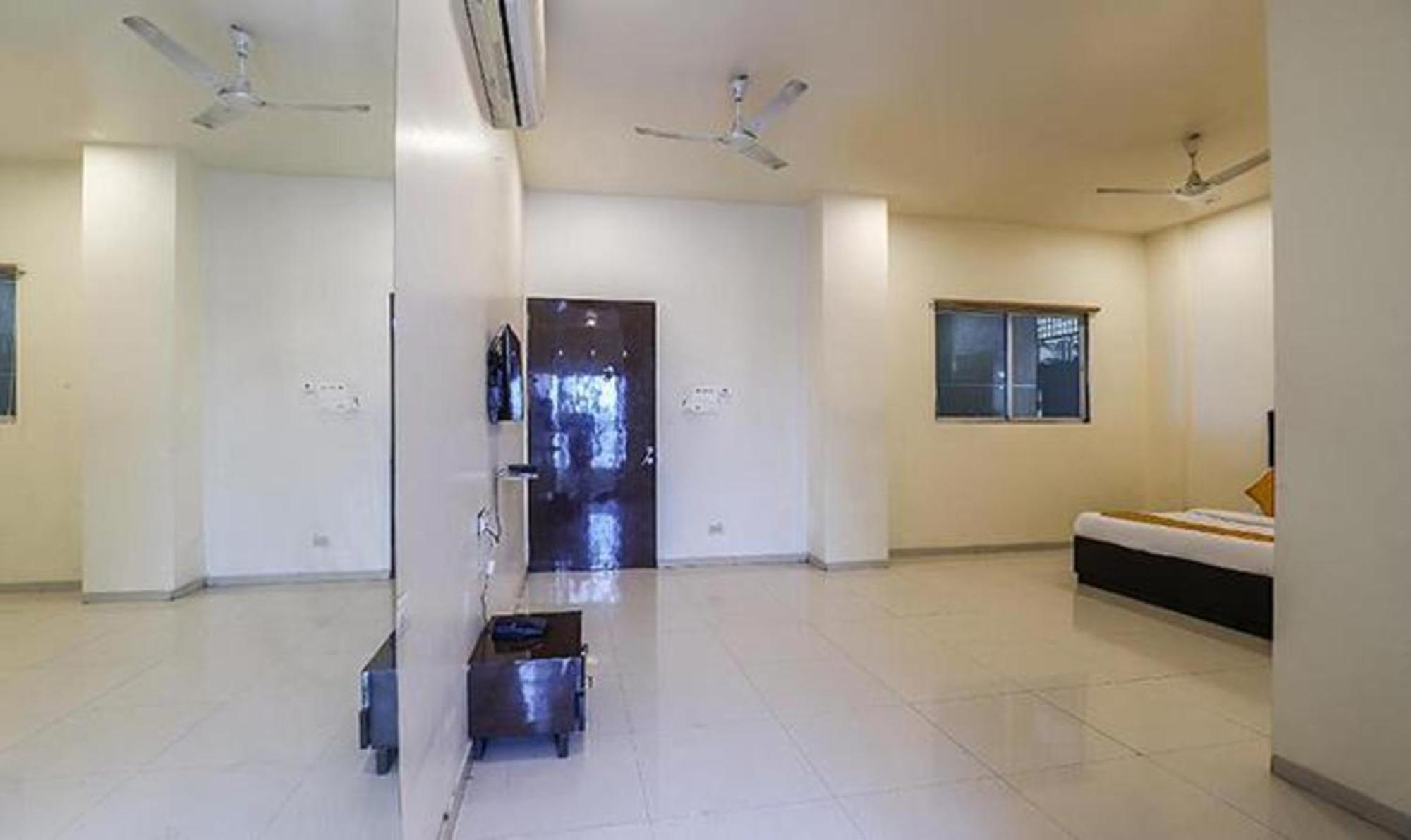 Hotel O Marigold Surat Zewnętrze zdjęcie